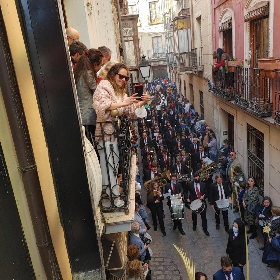 ToledoRooms Palacios - Procesiones desde tu balcón Exterior foto